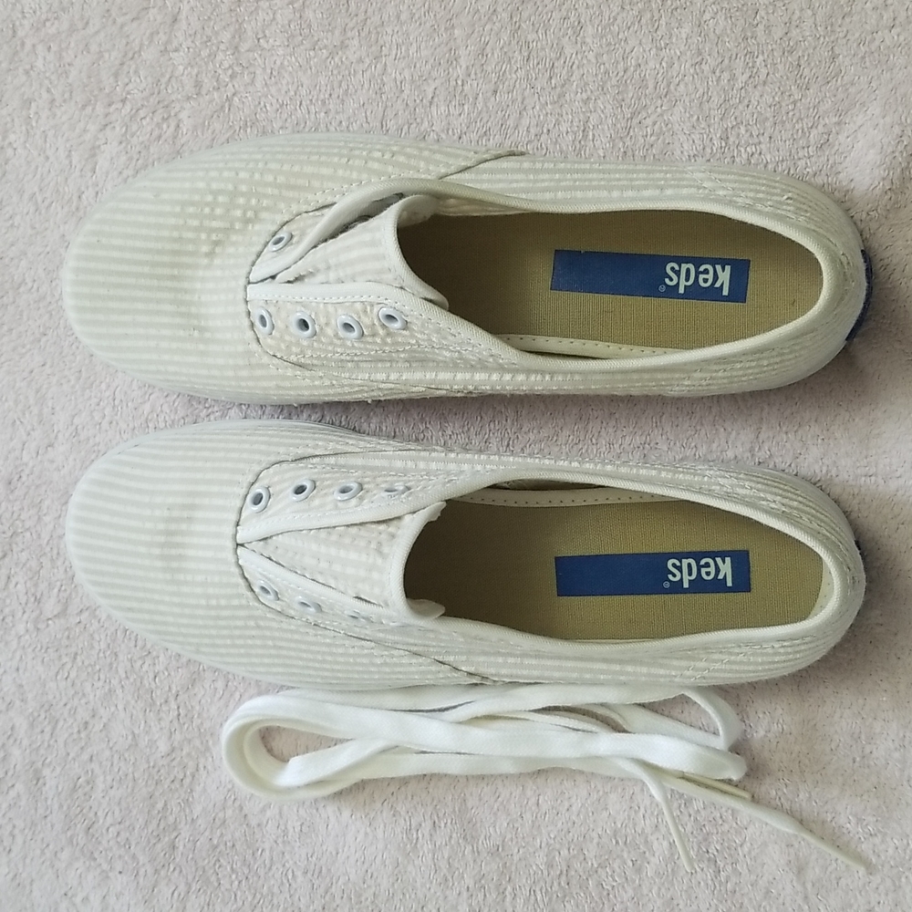 Keds Sneakers Size 6 Like New
